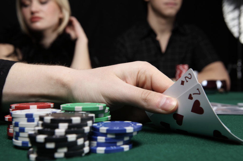 德州撲克關於單桌與多桌的撲克分析